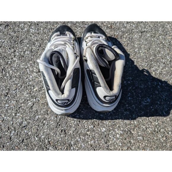 Reebok Question Mid Kids "Why Not US" Size 6 in good condition. - Picture 4 of 8